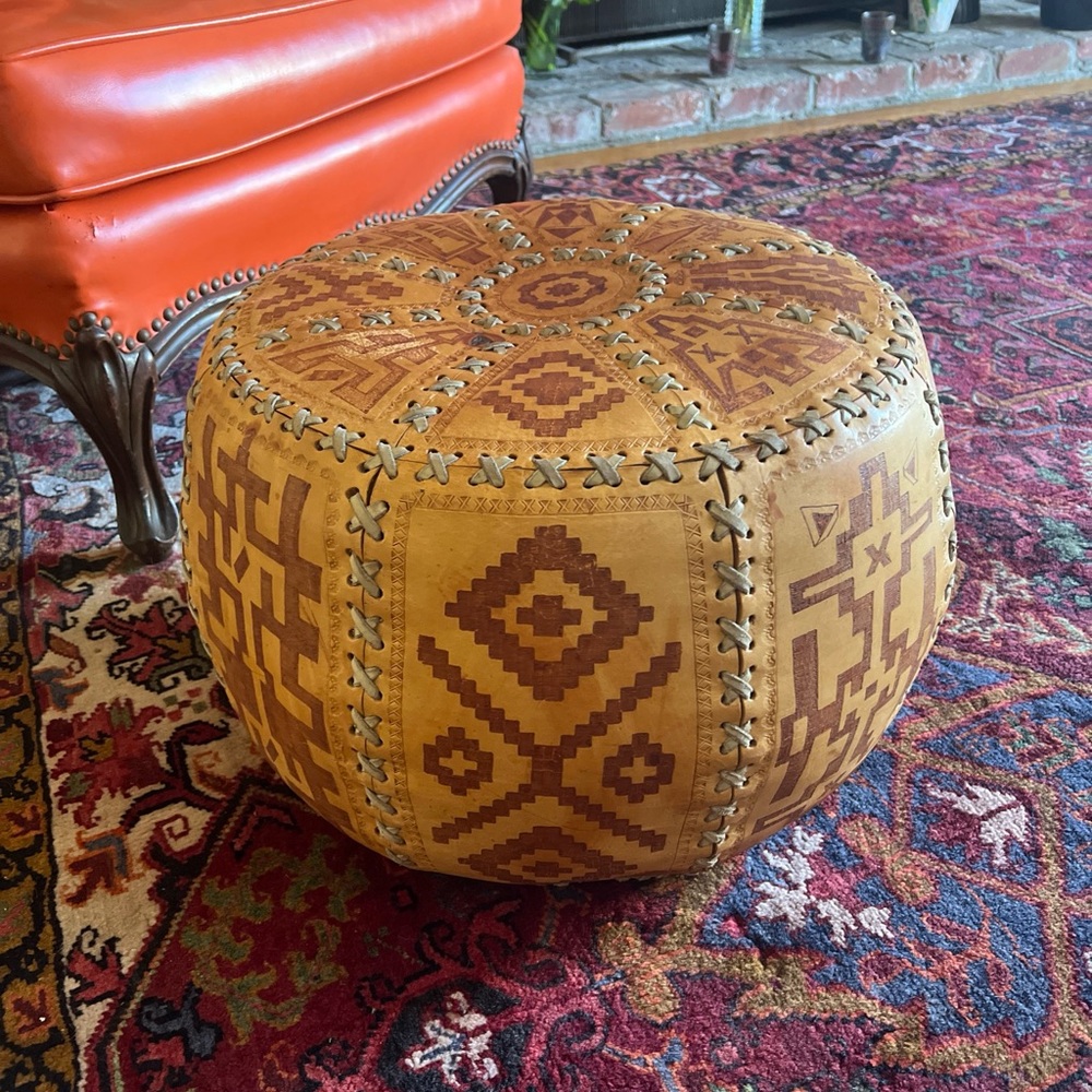 Vtg RARE hand tool, Inca leather Pouf🌙